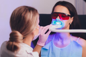 The Pros and Cons of Teeth Whitening: Is It Right for You?